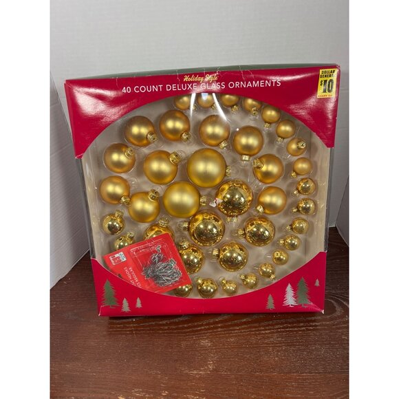 Vintage Holiday Style 40 Count Deluxe Gold Glass Christmas Tree Ornaments With H - Picture 1 of 2